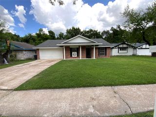 7710 Ashmole Lane, Houston, TX 77088