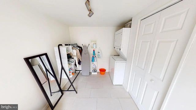 415 E FLORA ST, Philadelphia, PA 19125