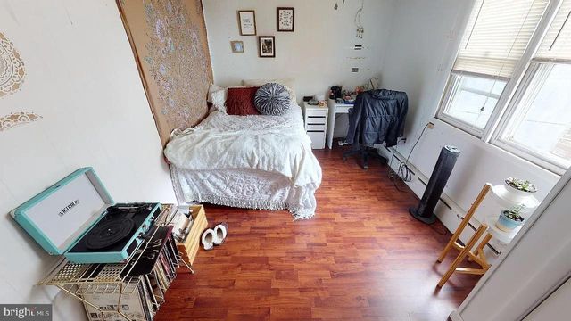 415 E FLORA ST, Philadelphia, PA 19125