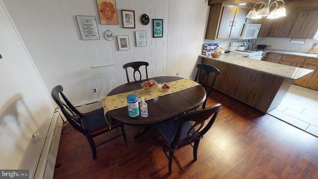 415 E FLORA ST, Philadelphia, PA 19125