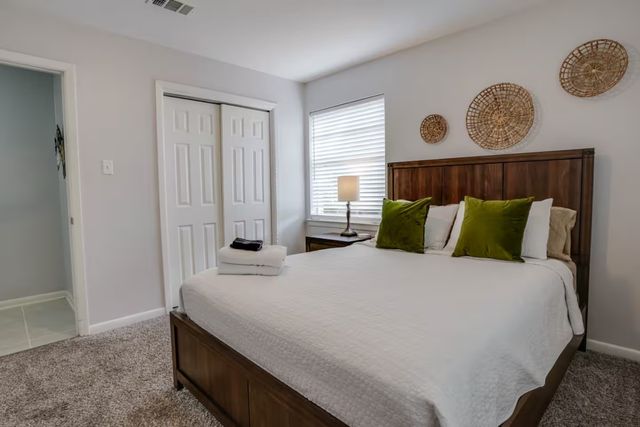 421 Apple Blossom Lane, Hurst, TX 76053