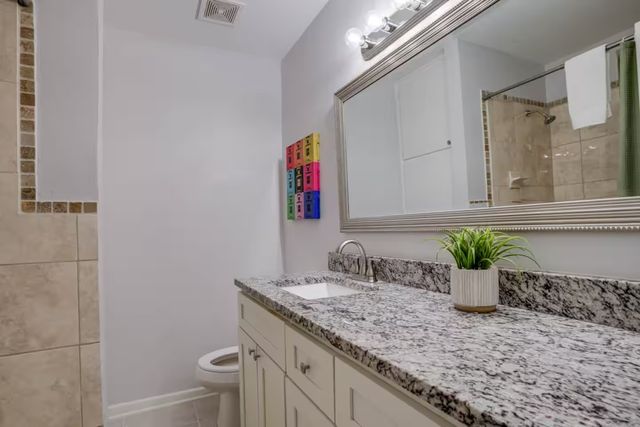 421 Apple Blossom Lane, Hurst, TX 76053
