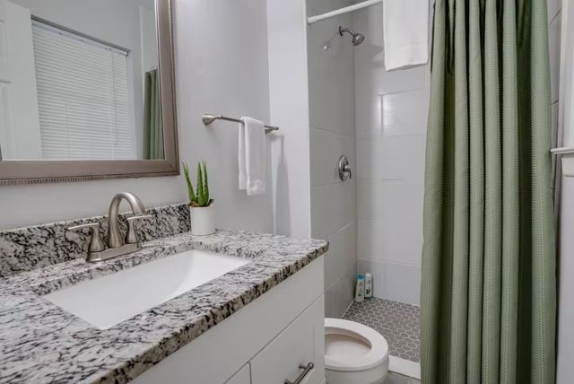 421 Apple Blossom Lane, Hurst, TX 76053