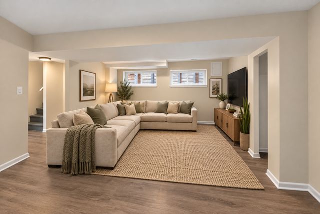 215 Dodge Avenue F, Evanston, IL 60202