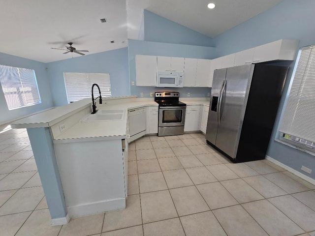 481 10th Place, Vero Beach, FL 32960