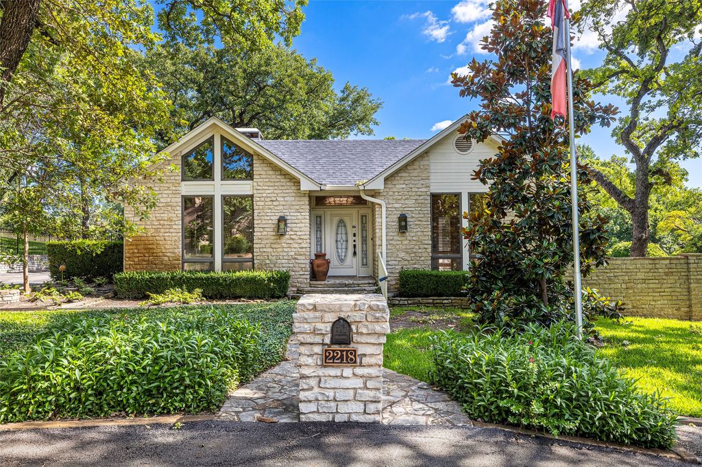 2218 Lake Country Drive, Weatherford, TX 76087
