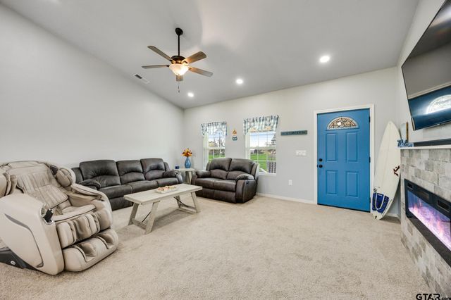 550 Rs County Road 2370, Alba, TX 75410