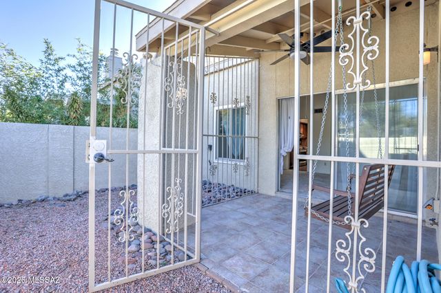 7581 E Desert Anchor Boulevard, Tucson, AZ 85715