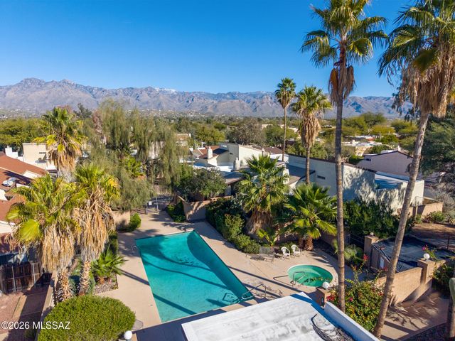 7581 E Desert Anchor Boulevard, Tucson, AZ 85715