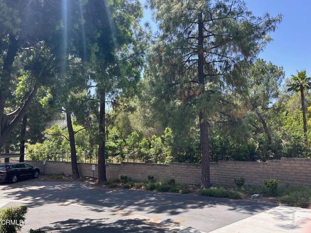 7135 Woodlake Avenue D, Los Angeles, CA 91307
