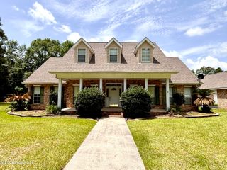 122 Doug Lee Road, Picayune, MS 39466