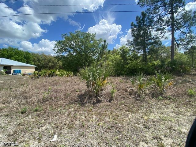 1512 Clayton AVE, Lehigh Acres, FL 33972