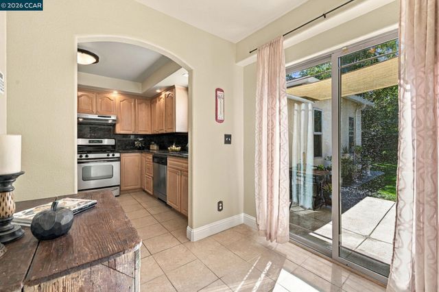 1873 Clayton Way, Concord, CA 94519
