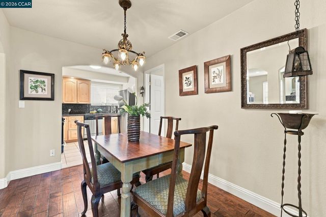 1873 Clayton Way, Concord, CA 94519