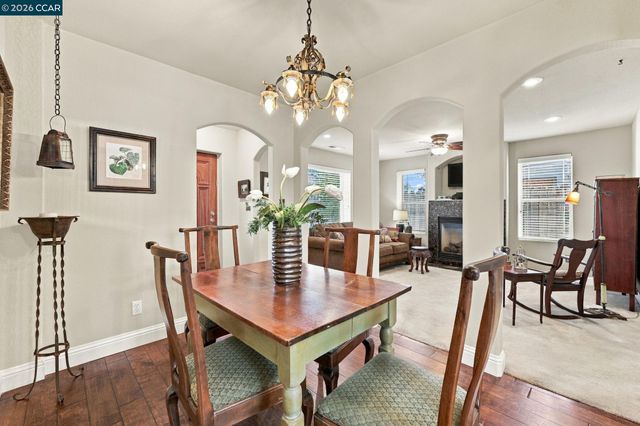 1873 Clayton Way, Concord, CA 94519