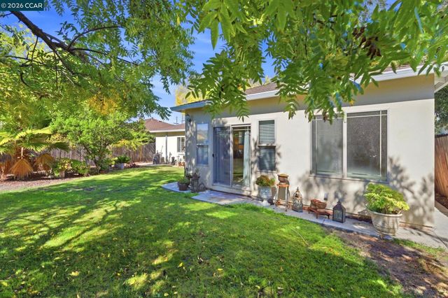 1873 Clayton Way, Concord, CA 94519