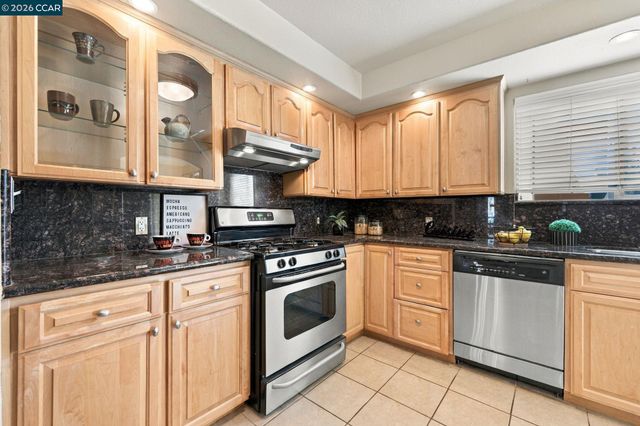 1873 Clayton Way, Concord, CA 94519