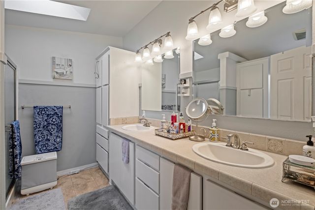 27229 217th Place SE, Maple Valley, WA 98038