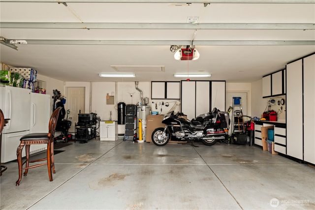 27229 217th Place SE, Maple Valley, WA 98038