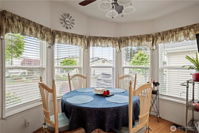 27229 217th Place SE, Maple Valley, WA 98038