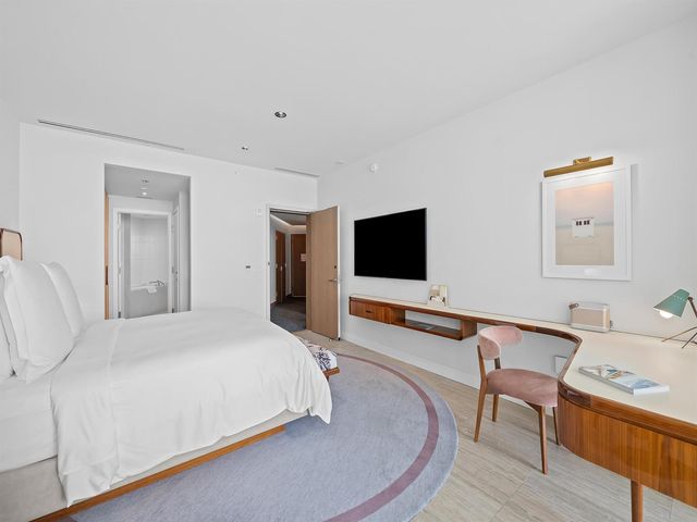 525 N Fort Lauderdale Beach Boulevard 1505, Fort Lauderdale, FL 33304