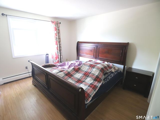 106 Florence Street, Manchester, CT 06040