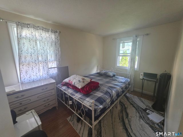 106 Florence Street, Manchester, CT 06040