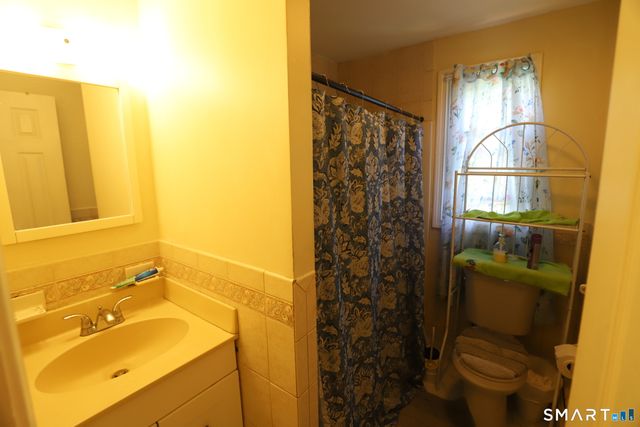 106 Florence Street, Manchester, CT 06040