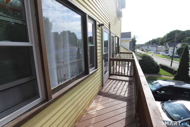 106 Florence Street, Manchester, CT 06040