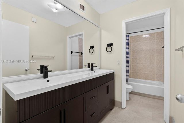 5090 Elmhurst Rd A, West Palm Beach, FL 33417