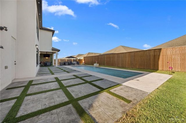 1404 Strawberry Hill Street, Edinburg, TX 78541