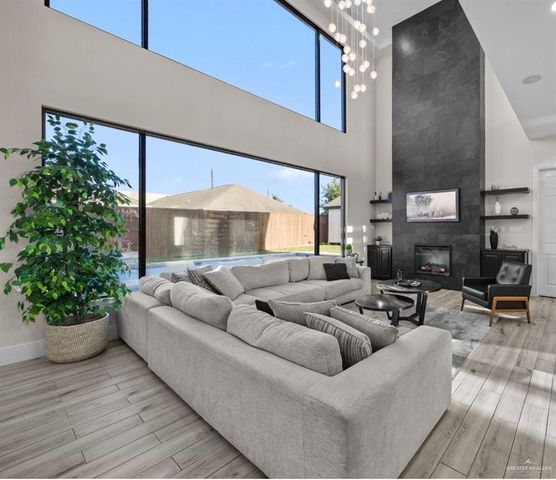 1404 Strawberry Hill Street, Edinburg, TX 78541