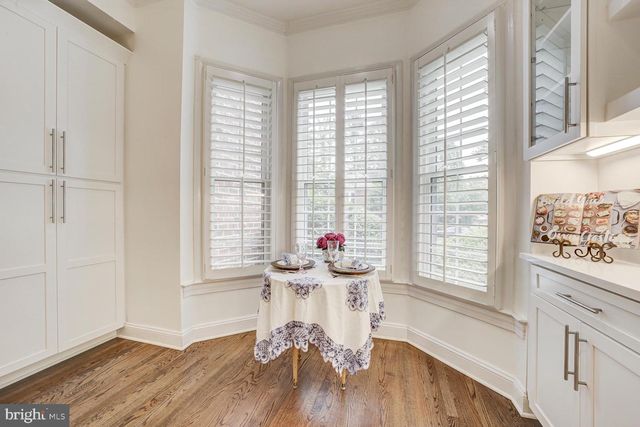 1 TOWN GATE CT, Bethesda, MD 20817