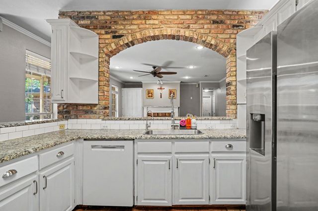 1330 Ruidosa Court, Denton, TX 76205