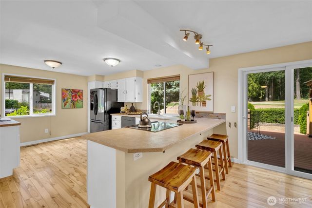 22120 SE 250th Street, Maple Valley, WA 98038