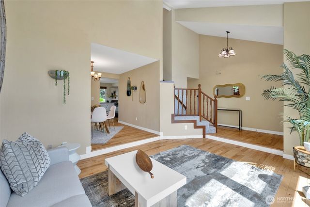 22120 SE 250th Street, Maple Valley, WA 98038