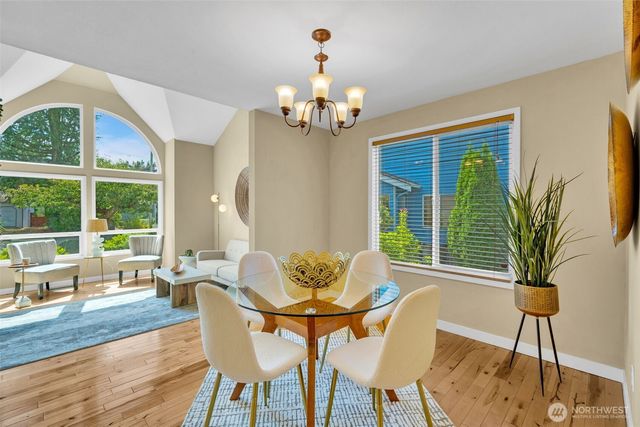22120 SE 250th Street, Maple Valley, WA 98038