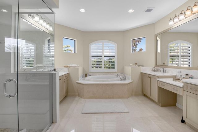 16801 Pavilion Way, Delray Beach, FL 33446