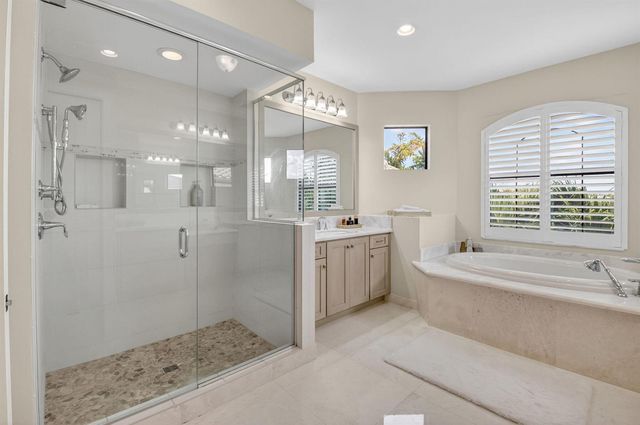 16801 Pavilion Way, Delray Beach, FL 33446
