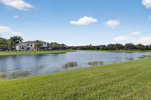 16801 Pavilion Way, Delray Beach, FL 33446