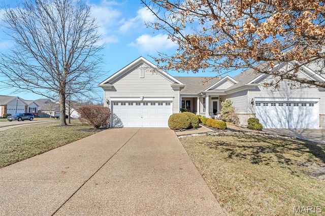 2229 Hawks Landing Drive C, Lake St Louis, MO 63367