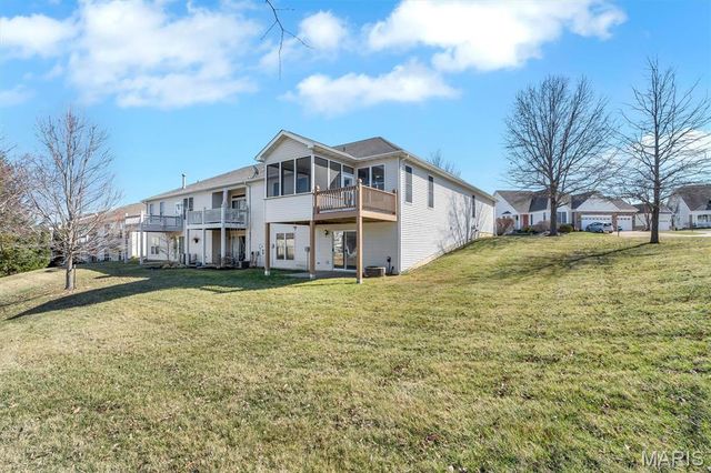 2229 Hawks Landing Drive C, Lake St Louis, MO 63367