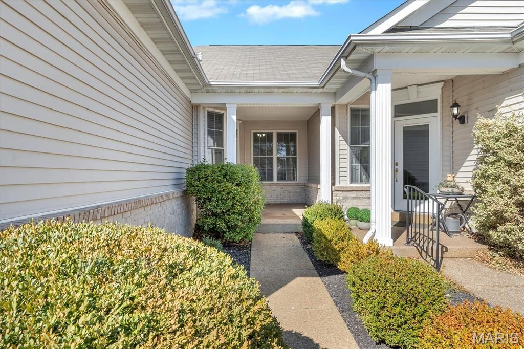 2229 Hawks Landing Drive C, Lake St Louis, MO 63367