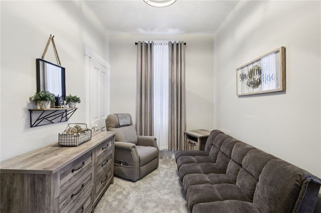 1203 Eastbrook St, New Castle, PA 16101