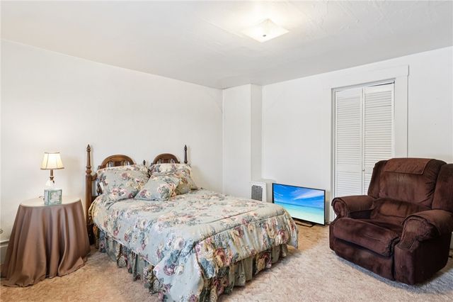 1203 Eastbrook St, New Castle, PA 16101