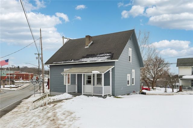 1203 Eastbrook St, New Castle, PA 16101