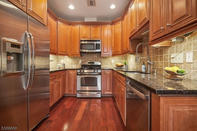 31 Church St. 306, South Orange Village Twp., NJ 07079