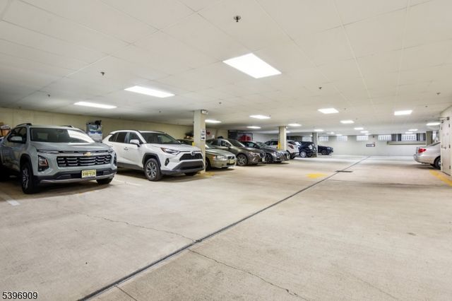 31 Church St. 306, South Orange Village Twp., NJ 07079