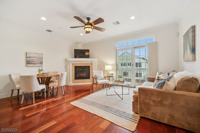 31 Church St. 306, South Orange Village Twp., NJ 07079