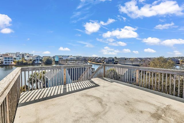 153 Oyster Catcher Pl., Pawleys Island, SC 29585